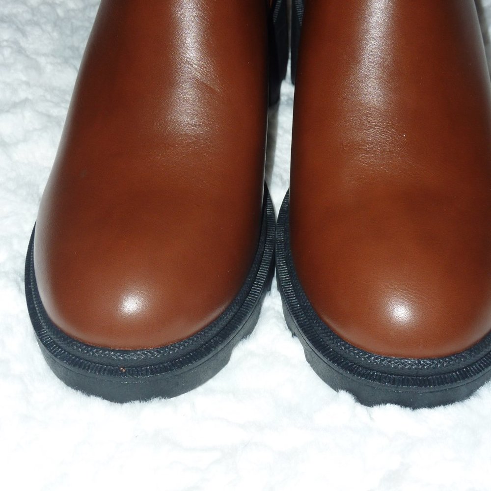 NEW Womens Forever Link Chestnut Brown Boots Gold Chain Accents Chunky Heel 8.5 - Picture 6 of 9